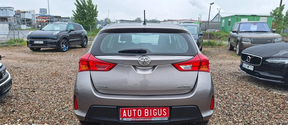 Toyota Auris cena 36900 przebieg: 185000, rok produkcji 2014 z Dukla małe 191